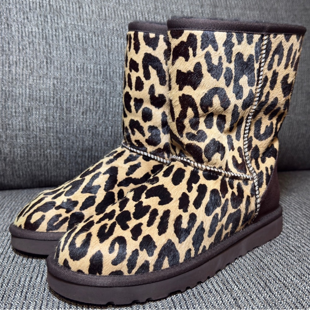 UGG Australia Women's Classic Short Boots Exotic Cheetah #1002790 Size 7 US